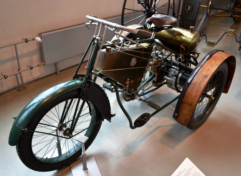 1900–1901 De Dion-Bouton TRICYCLE