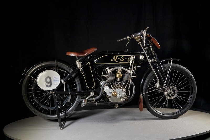1915–1918 NSU 3 1-2 PS
