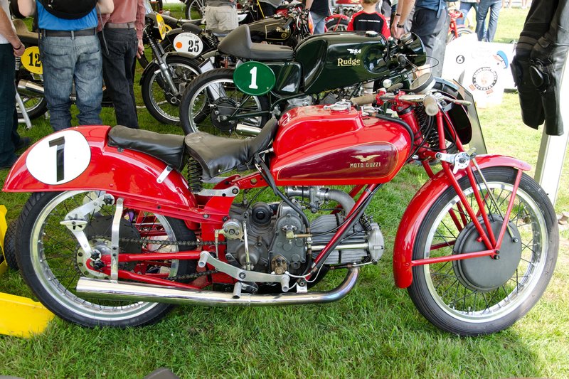 1946–1951 Moto Guzzi DONDOLINO
