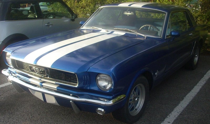 1960–1962 Mustang THOROUGHBRED