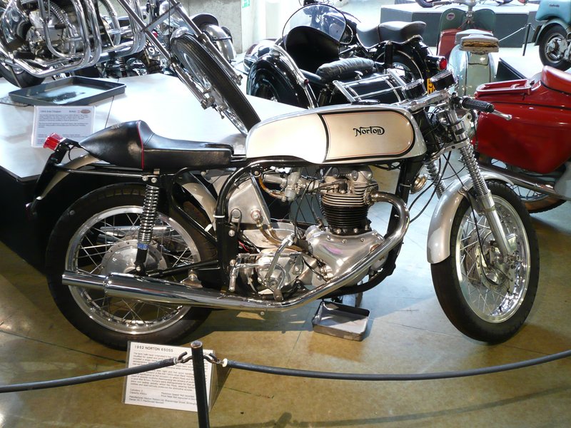 1962–1967 Norton 650SS