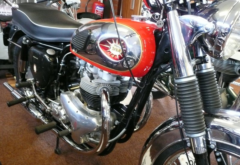 1964–1966 BSA SUPER ROCKET
