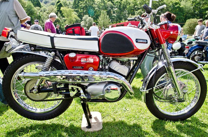 1964–1966 Yamaha YDS 3