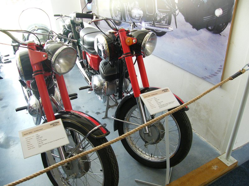 1967–1969 Jawa CALIFORNIAN 350
