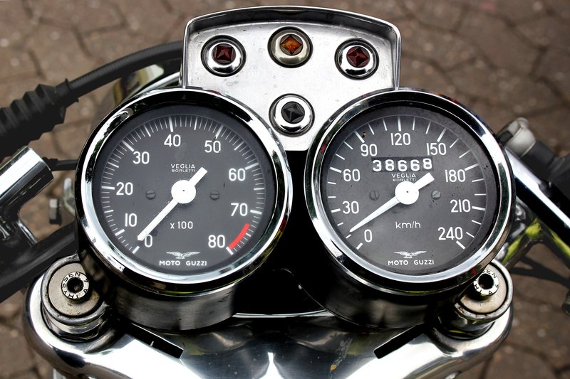 1970 Moto Guzzi V 7