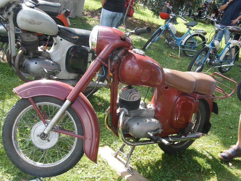 1971–1975 Jawa-CZ 175