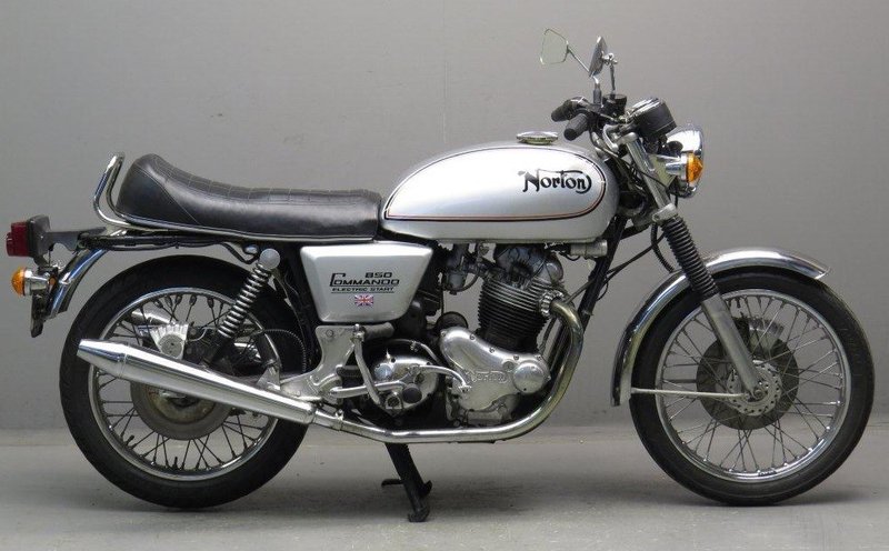1973–1975 Norton COMMANDO 850 INTERSTATE