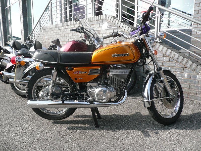 1973–1978 Suzuki GT 250
