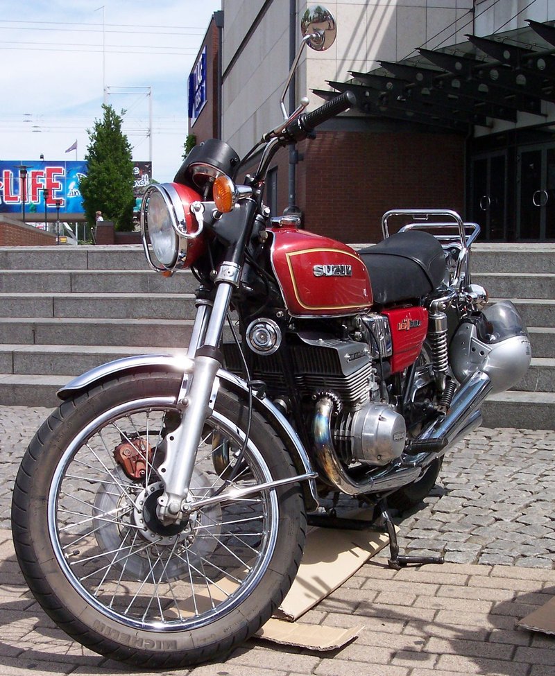 1973–1978 Suzuki GT 550