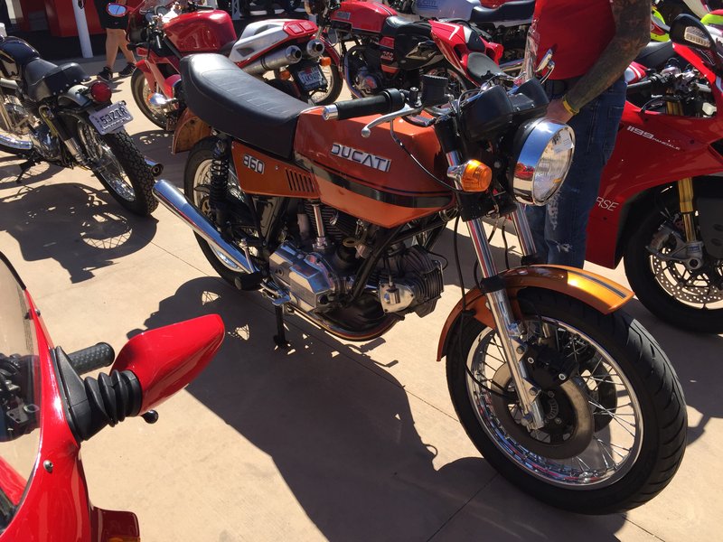 1974–1976 Ducati 860 GT
