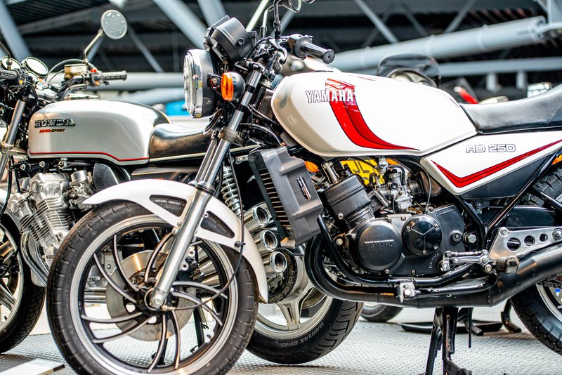 1985 Yamaha RD 250