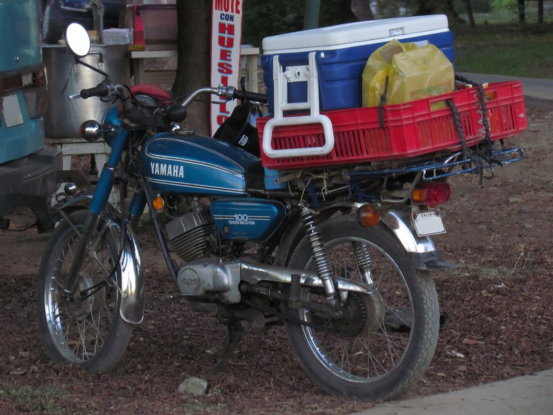 1975 Yamaha RS 100