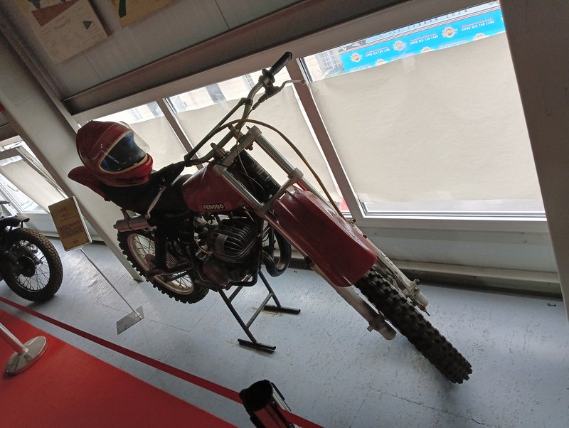 1976 CZ 250 MOTOCROSS TYPE 980.5