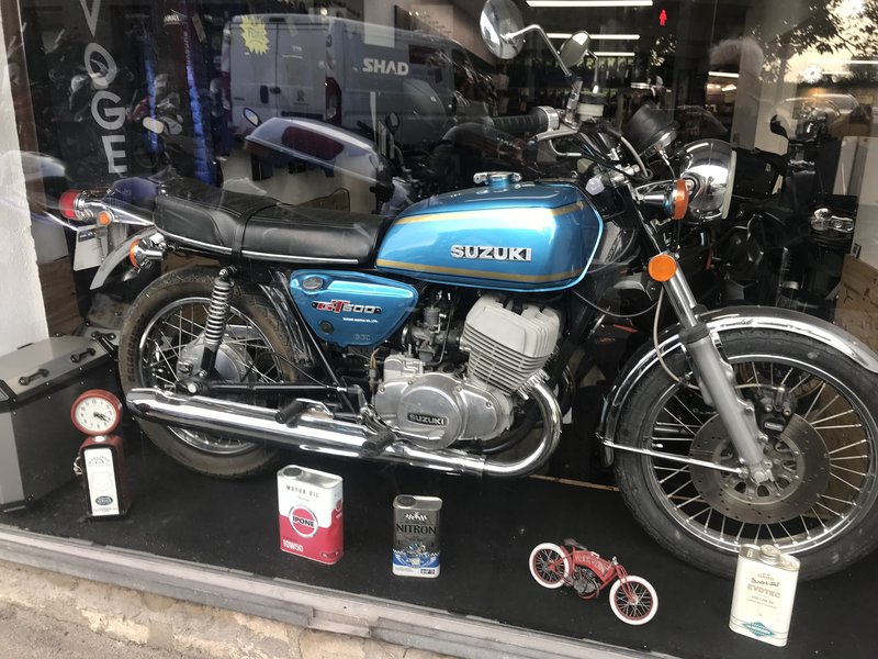 1976–1978 Suzuki GT 500