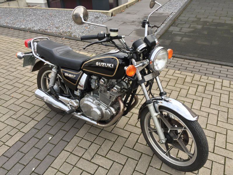 1981–1982 Suzuki GS 450 T