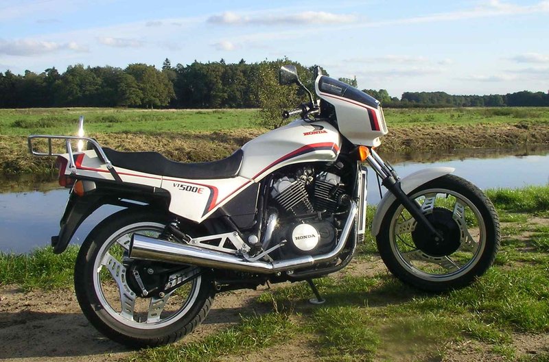 1983–1987 Honda VT 500 E