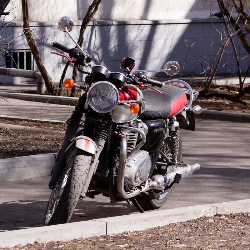2007–2016 Triumph BONNEVILLE