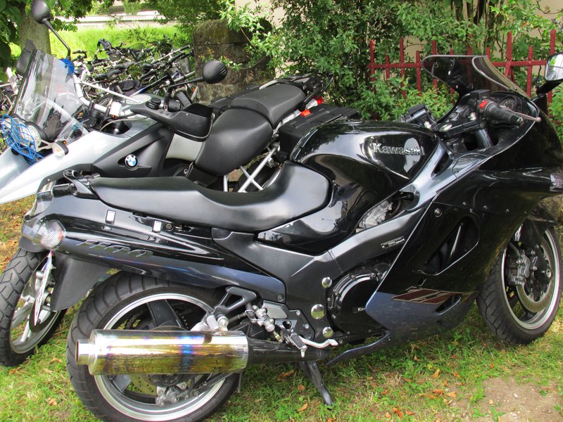 1994 Kawasaki ZZ-R 1100