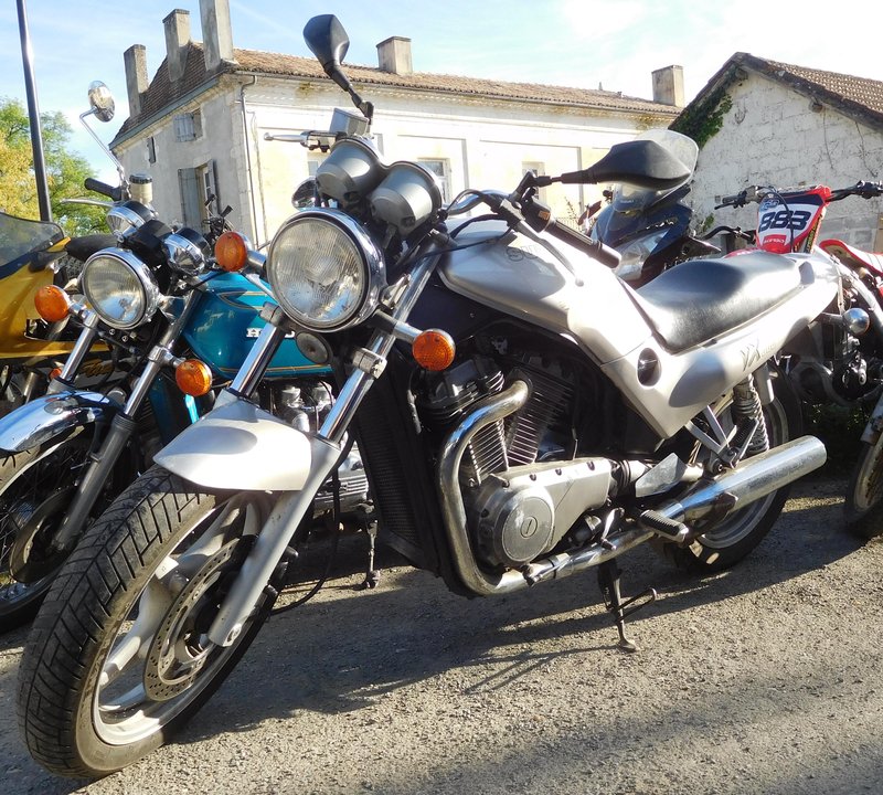 1990–1997 Suzuki VX 800