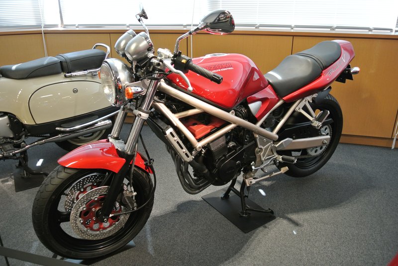 1991–1992 Suzuki BANDIT 400