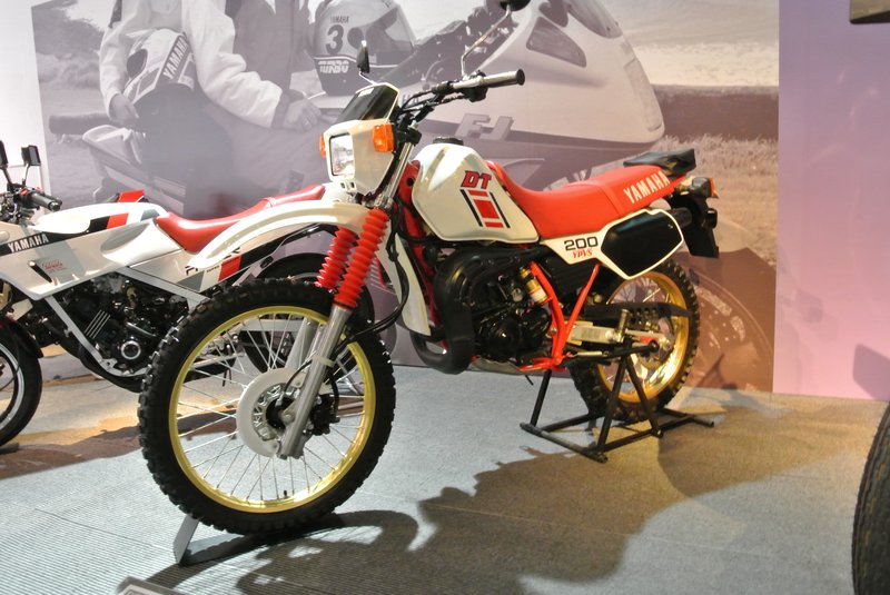 1991 Yamaha DT200R