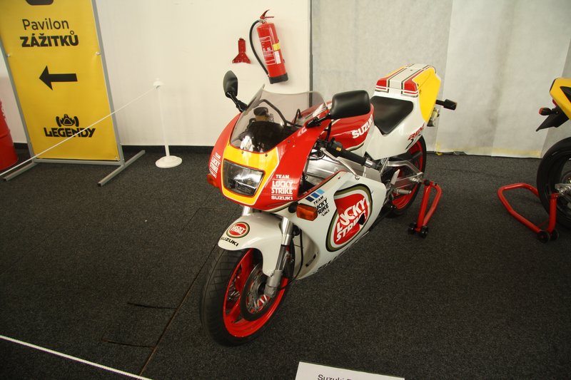 1993 Suzuki RGV 250
