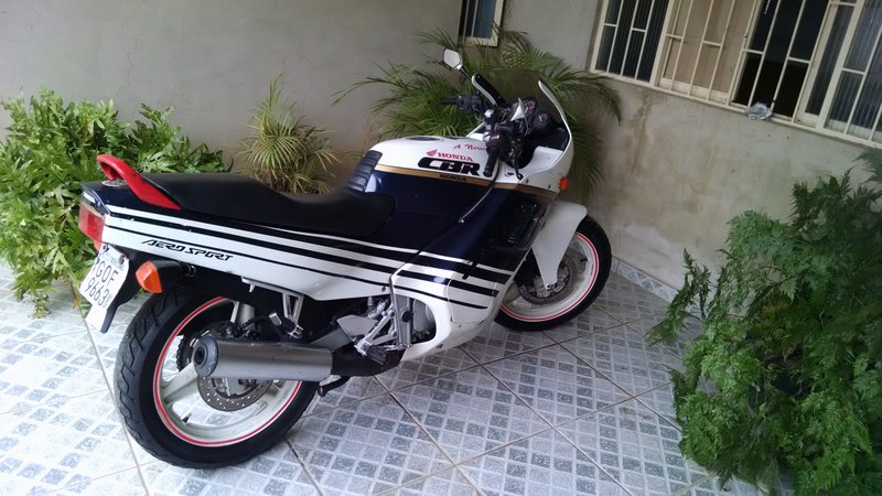 1994 Honda CBR 450 SR