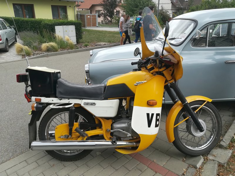1994 Jawa 638