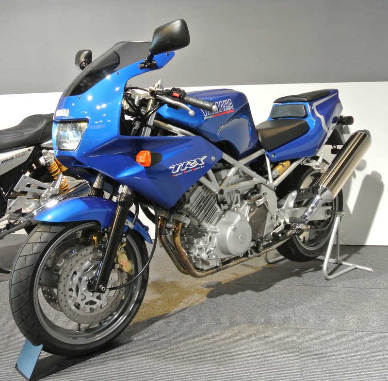 1996–1999 Yamaha TRX 850