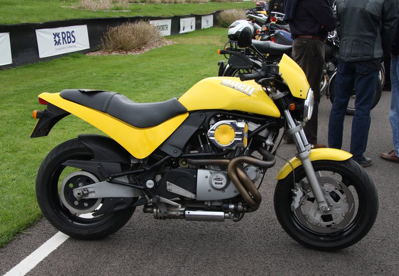 1997–2002 Buell M2 CYCLONE
