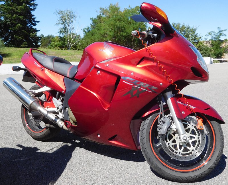 1997–2003 Honda CBR 1100 XX SUPER BLACKBIRD