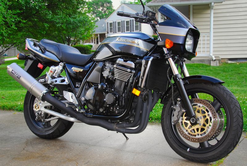 1997–2000 Kawasaki ZRX 1100