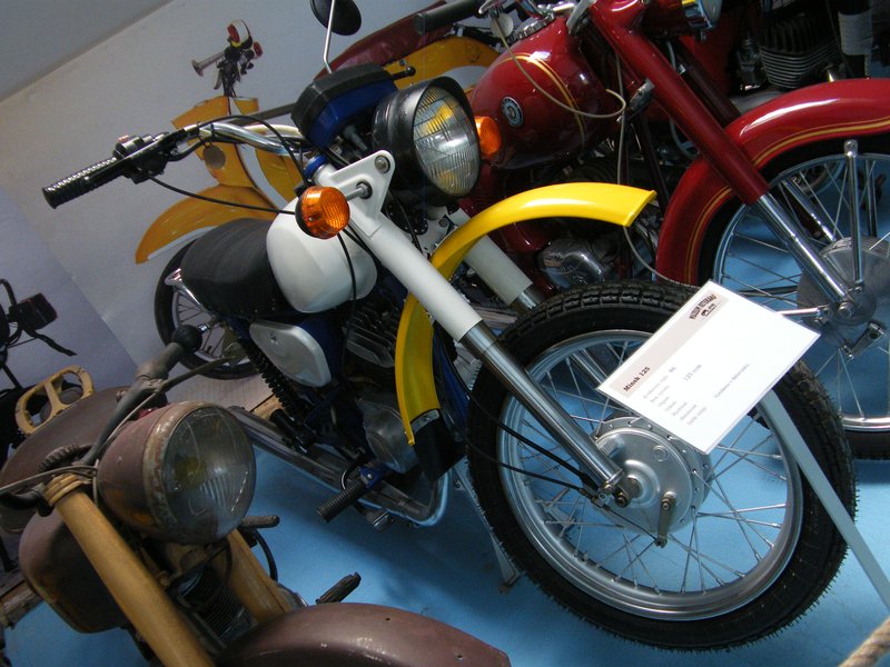 1998 Minsk 12