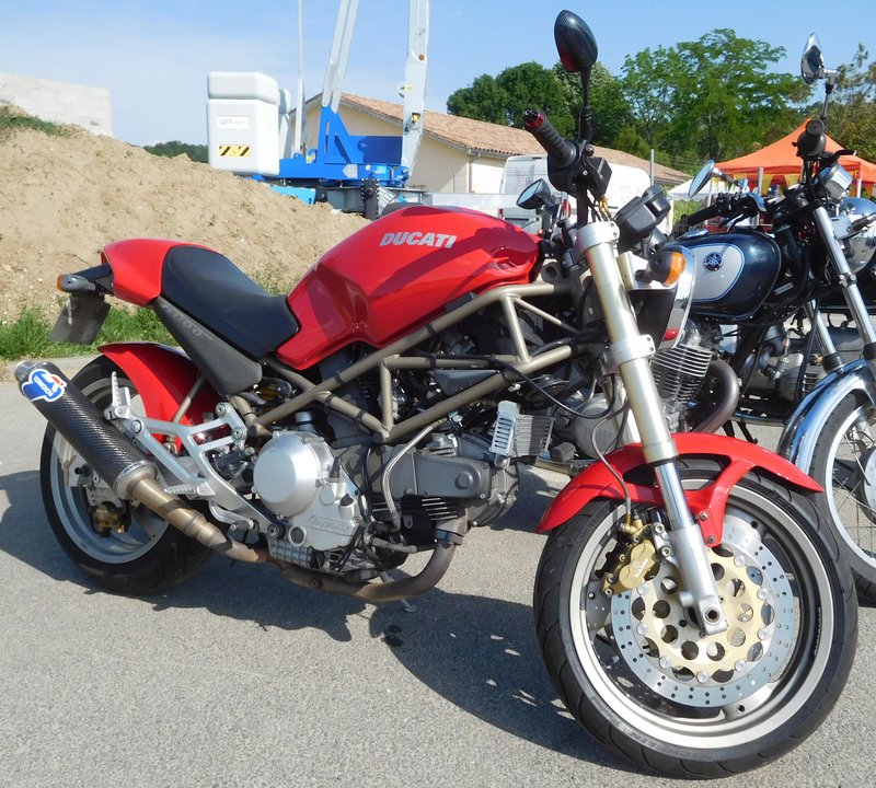 1999 Ducati MONSTER 900