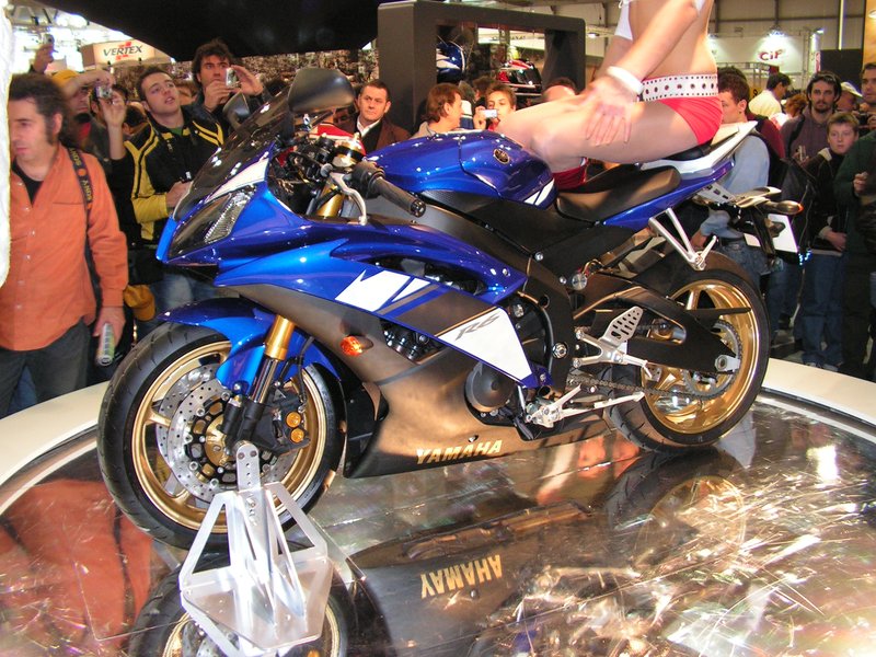 undefined Yamaha YZF-R6