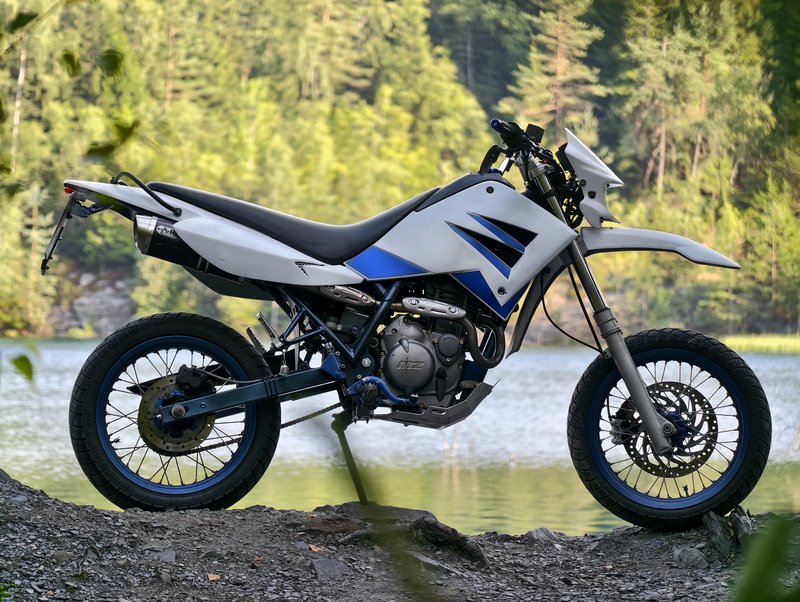 2001 MZ SM 125