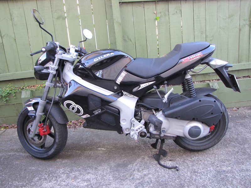 2005–2007 Gilera DNA 50