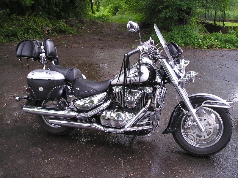 2002–2003 Suzuki VL 1500 INTRUDER LC