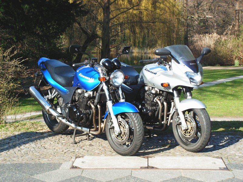 2003 Kawasaki ZR-7S