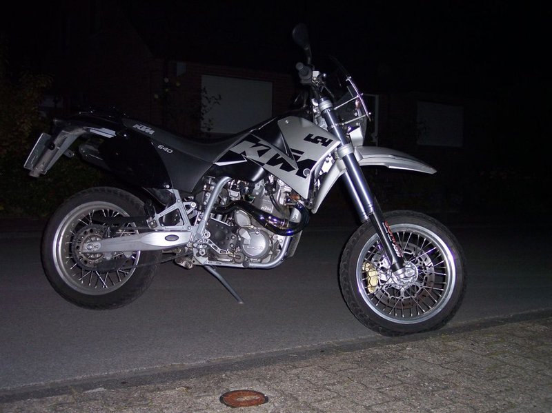 2003 KTM 640 LC4 SUPERMOTO