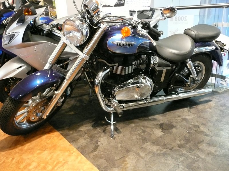 2003–2006 Triumph AMERICA