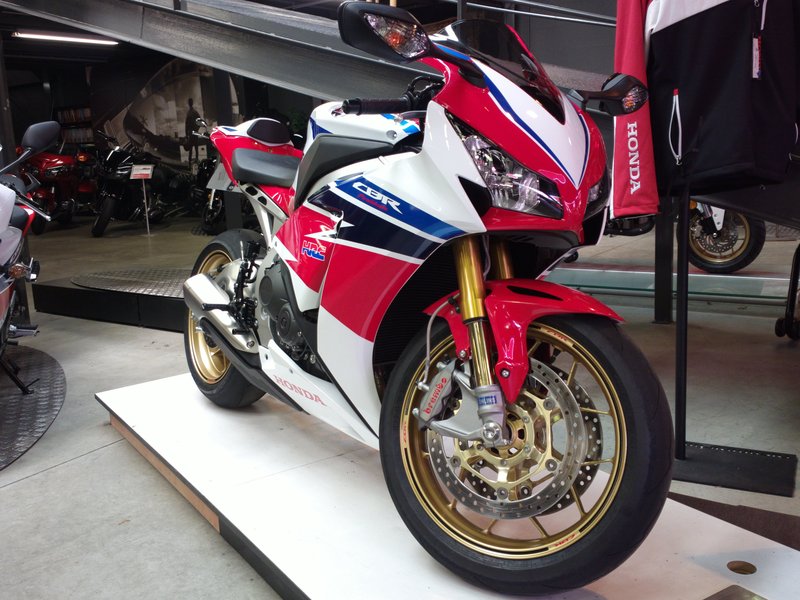 2004–2005 Honda CBR 1000 RR