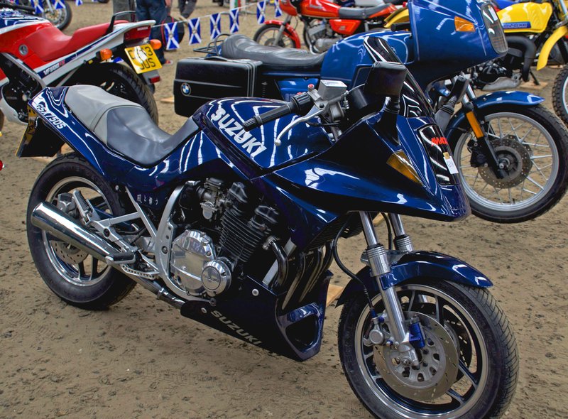 2004–2006 Suzuki KATANA 750