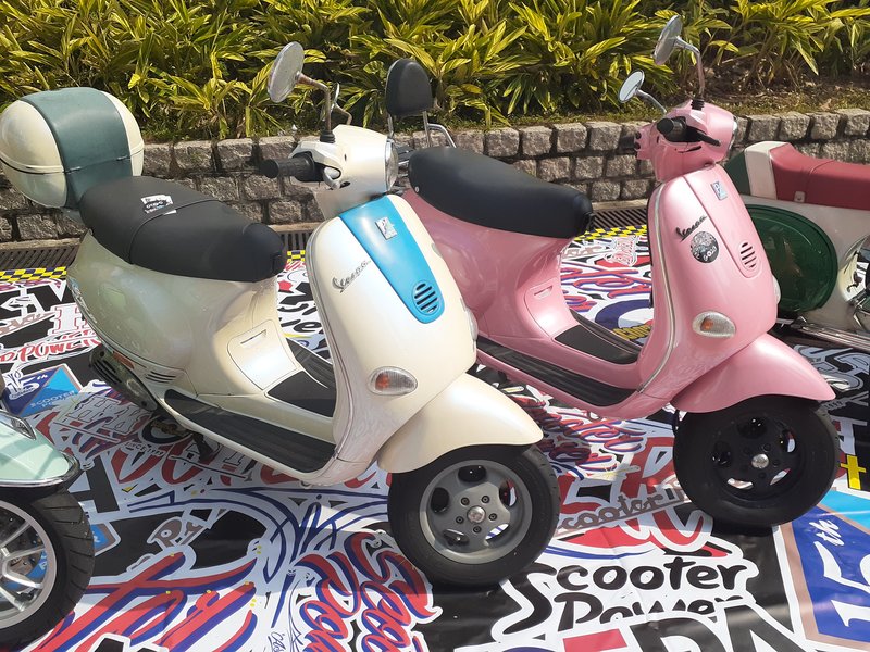 2005 Vespa ET4 50