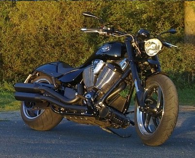 2005–2010 Victory HAMMER