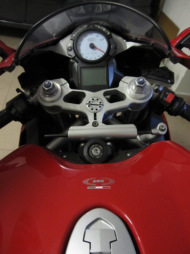 2006 Ducati 749S