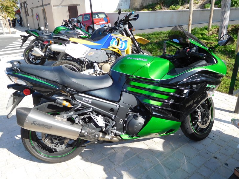 2010–2011 Kawasaki ZZR 1400