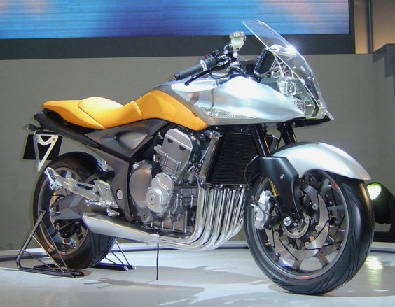 2006 Suzuki STRATOSPHERE