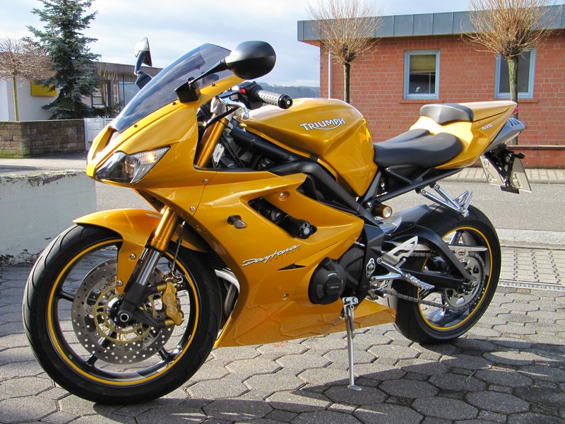 2006–2016 Triumph DAYTONA 675