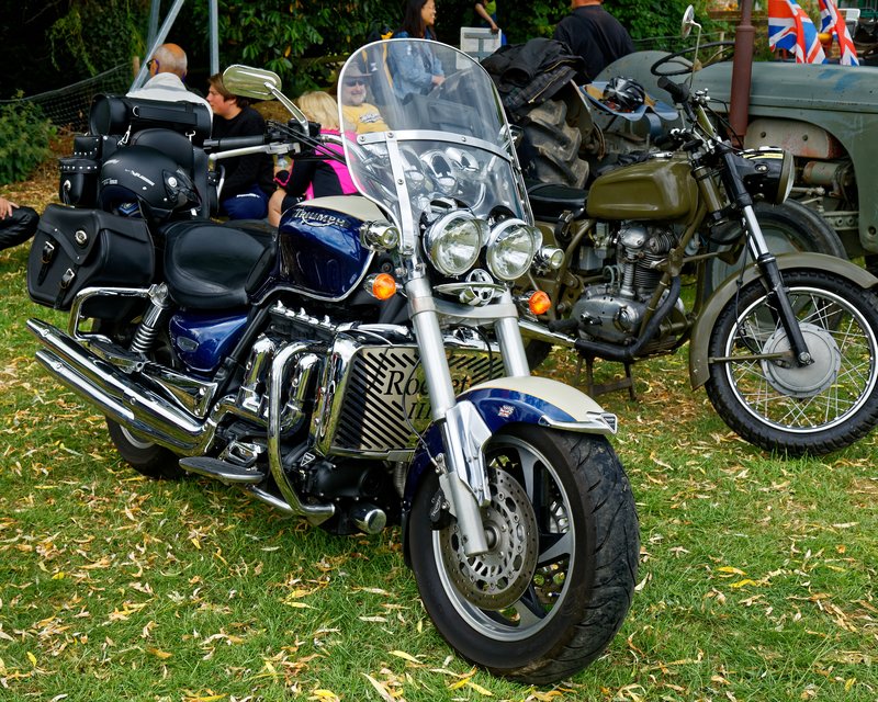 2006–2009 Triumph ROCKET III CLASSIC